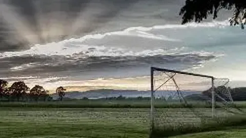 “11月12日19_45激情对决！全运U20男足巅峰之战：粤鄂雄狮逐鹿，谁将问鼎荣耀？”