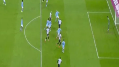 [中超]布彭扎送出三助攻 浙江队轻松击败深圳新鹏城