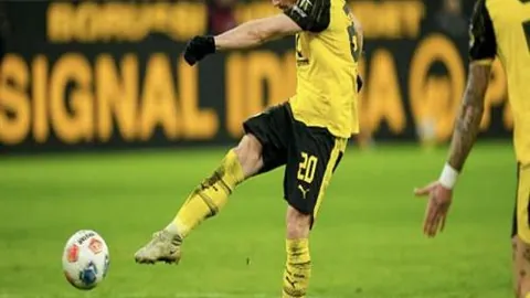 [德甲第21轮：沃尔夫斯堡对勒沃库森 0-0握手言和 比赛亮点回顾]